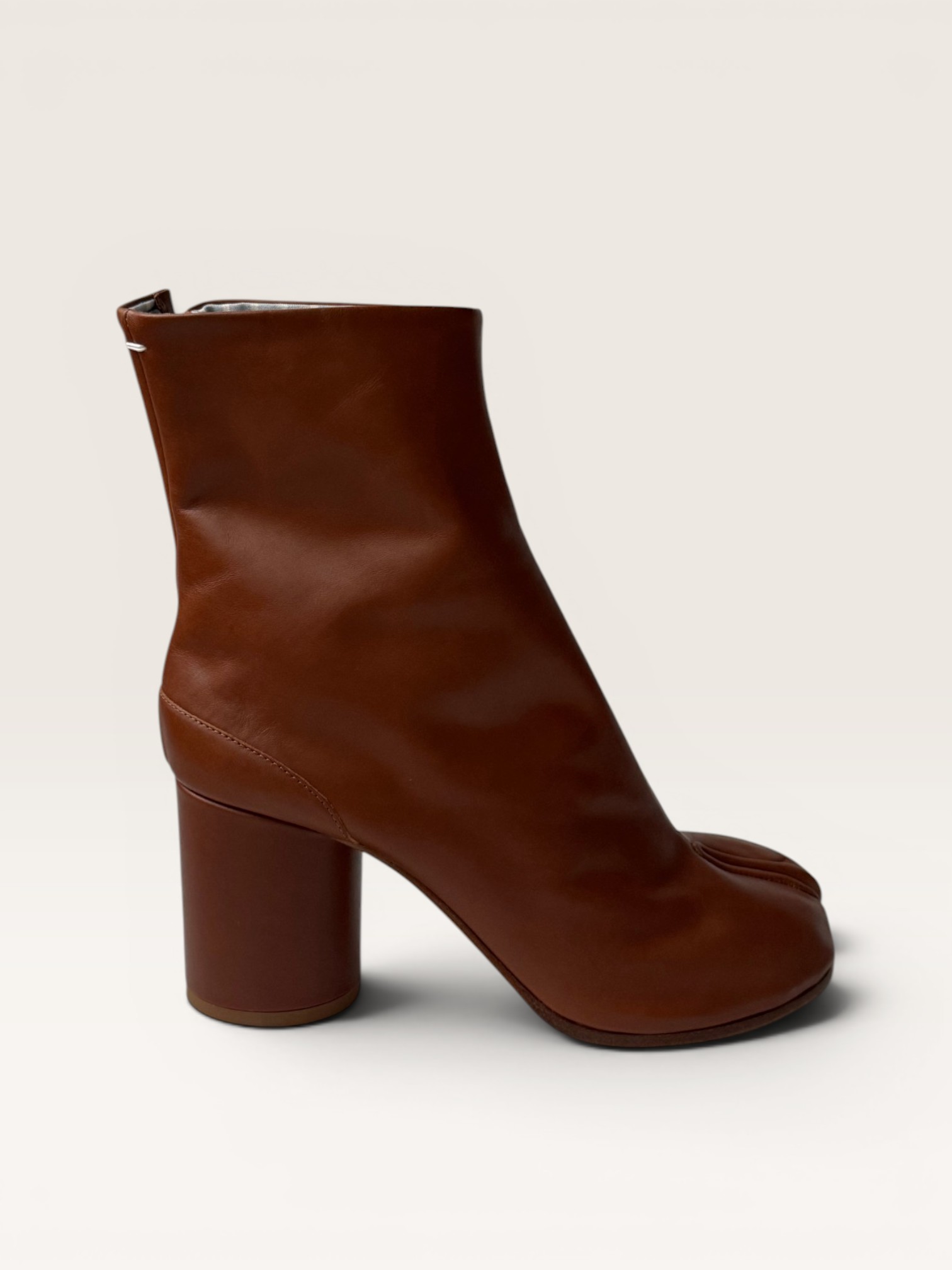 Maison Margiela Tabi 37